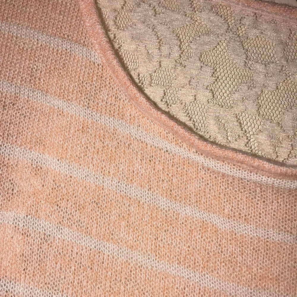 Top - Picture 3 of 3